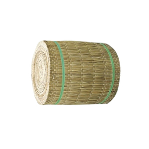 Tapis en jonc d'herbe à l'aspect naturel pour l'aménagement et l'amélioration des espaces intérieurs organiques dans les maisons et les complexes hôteliers - Product Image 1