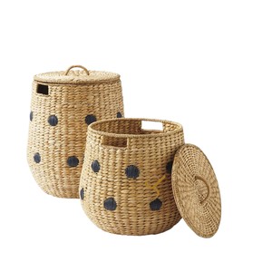 Cesta de Almacenamiento de Jacinto de Agua con Tapa y Diseño de Puntos, Organizador de Juguetes Tejido con Bonitos Pompones para Habitación Infantil y Decoración del Hogar - Product Image 2