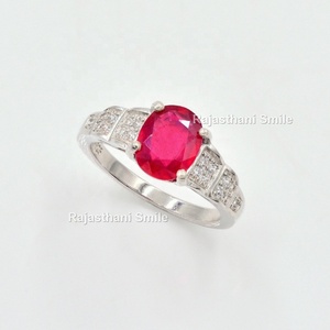 แหวนหมั้นทำจากเงินแท้925เพชร CZ ทรงวงรีขนาด9x7มม. ชุบโรเดียมสำหรับงานแต่งงานหรืองานเลี้ยง - Product Image 4