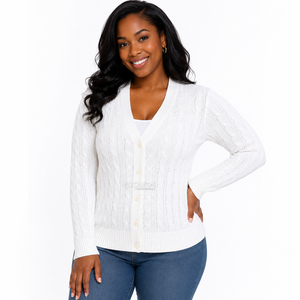 Cardigan en acrylique blanc à col en V de haute qualité Cosh International pour sororité, idéal pour l'hiver et les tenues universitaires - Product Image 1