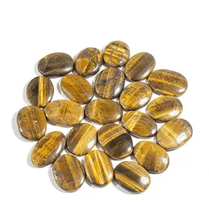 Pierre de paume en œil de tigre naturel polie, gemme de poche en cristal pour la méditation, la décoration intérieure et les cadeaux (vente en gros) - Product Image 1