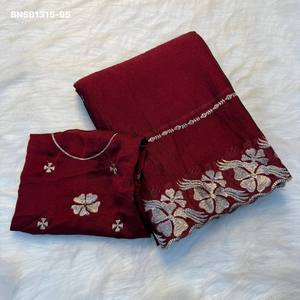 Hermosa colección de sarees y blusas de seda Crush con bordados de hilo Zari, rayas y flores, a precio de mayorista. - Product Image 4