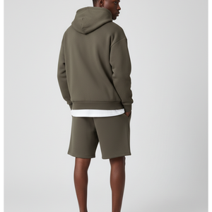 Ensemble court deux pièces personnalisé en coton respirant à 100 %, avec logo imprimé en relief, style streetwear ample et tendance - Product Image 4