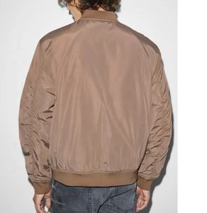 Blouson Bomber en Satin Haute Visibilité pour Hommes – Vente en Gros Personnalisée – Qualité Supérieure et Design Unique pour l'Hiver - Product Image 2