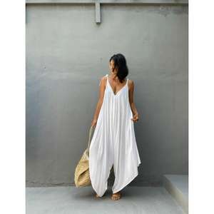 Vestido Gypsi Amorzinho 100% Algodón Ecológico Transpirable, Diseño de Estilo Sencillo, Hecho a Mano, Cintura Natural Holgada, Maxi, Cuello en V, ODM - Product Image 4