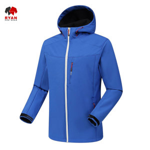 แจ็คเก็ตซอฟต์เชลล์แบบสั่งทำพิเศษสำหรับผู้ชาย ยี่ห้อ Ryan Pro Gear พร้อมซิปปิดและโลโก้แบบกำหนดเอง ดีไซน์ ODM - Product Image 2