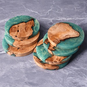 Posavasos Artesanales de Resina y Madera, Combinación Artística de Forma Redonda para Uso Diario en la Cocina - Product Image 1