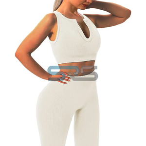 Ensemble de sport yoga 2 pièces pour femme, short taille élastique respirant coupe ajustée en tissu intelligent, idéal pour la course décontractée - Product Image 4