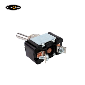 Interrupteur à bascule universel 24V 200A étanche, produit taïwanais, pour atelier de réparation automobile et contrôle électrique. - Product Image 2