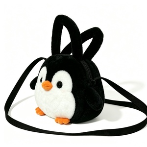 Sac à bandoulière personnalisé en peluche pingouin, sac à main en peluche pingouin mignon, sac à bandoulière pingouin noir et blanc, sac en peluche pour enfants sur le thème des animaux - Product Image 4