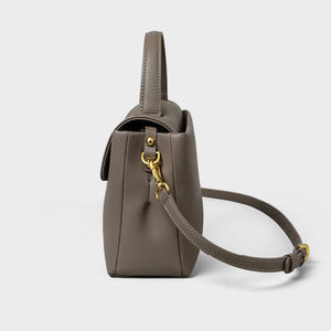 Wholesale Custom Vintage Fashion Lady Button Single Strap Genuine <b>Leather</b> Crossbody <b>Messenger</b> Shoulder <b>Bag</b> for Women Portable. - Product Image 5