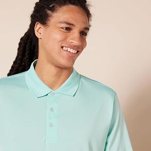 Fabricant OEM ODM de chemises pour hommes sur mesure, jersey 100% coton premium anti-plis 200g, chemises de golf avec logo brodé - Product Image 1