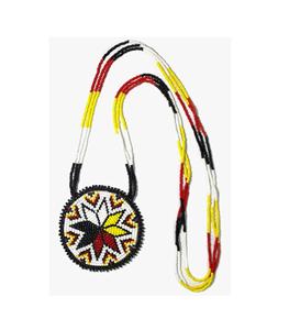 Ensemble élégant de collier et de boucles d'oreilles en perles traditionnelles, conçu pour les événements culturels et festifs - Product Image 4