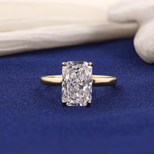 Bague de fiançailles et de promesse en diamant de laboratoire taille radiant 3 carats, monture tulipe, plaqué or jaune 14 carats, clarté VVS2, E Party - Product Image 5