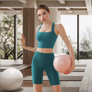 ชุดออกกำลังกายผู้หญิง เสื้อโยคะสีพื้นไร้ตะเข็บ แขนยาว เสื้อครอปออกกำลังกาย แห้งเร็ว ระบายอากาศ ชุดโยคะ - Product Image 5