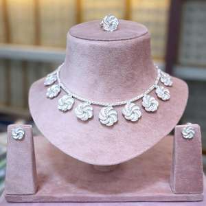 Meilleure Vente 2026 : Parure de Bijoux Tendance pour Femme, Style Indien et Africain, en Alliage Plaqué Argent/Or avec Zircon, Comprenant Boucles d'Oreilles et Collier - Product Image 6