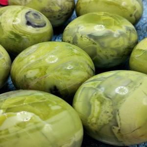 Haute qualité naturel Serpentine Sunstone boule sculpté à la main cristal pierre précieuse pour la décoration de la maison en gros haut poli sphère - Product Image 2