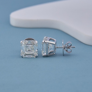 Nouvelles boucles d'oreilles en diamant de laboratoire taille princesse en or blanc pour femmes, provenant d'un fournisseur indien - Product Image 1