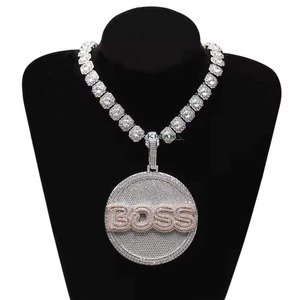 Pendentif Lettre Boss en Moissanite et Diamant, Argent 925 Plaqué Rhodium, Style Hip Hop pour Homme - Product Image 1