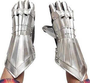 Guantes Metálicos de Fabricante OEM con Construcción de Acero Detallada para Disfraces Medievales, Fotografía y Decoración - Product Image 1