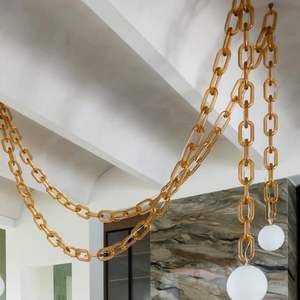 โคมไฟระย้าเรซิ่นสีเหลืองอำพัน โคมไฟอะคริลิคแบบแขวน ตกแต่งเพดานห้องนั่งเล่น โรงแรม โคมไฟแขวนสำหรับตกแต่งภายใน - Product Image 1