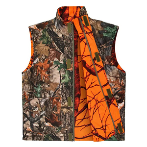 Gilet de chasse camouflage avec intérieur orange, fermeture éclair sur le devant, plusieurs poches, design tactique, utilisation en extérieur - Product Image 6