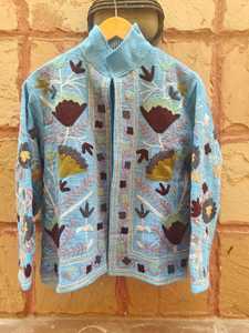 เสื้อคลุมซารองสำหรับผู้หญิง ฤดูร้อน ทำมือ ปักลายกำมะหยี่ เสื้อคลุมผู้หญิง คอตั้ง ปักลายดอกไม้ ซับในผ้าฝ้าย - Product Image 3