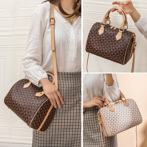 Sacs à main pour femmes en cuir de vachette souple, vente flash, sacs à main en cuir véritable personnalisés et tendance pour femmes - Product Image 5