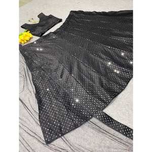 Ensemble Lehenga Choli pour femme NF, magnifique, noir, pour soirée, taille unique, avec un élégant travail de zari - Product Image 1