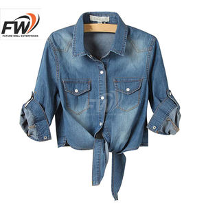 Chaqueta Vaquera de Diseño Europeo para Mujer, Casual, Sólida, Lavada al Ácido, con Encaje en Contraste, Invierno, con Agujeros y Parches de Diamantes Incrustados, Forro de Algodón - Product Image 1