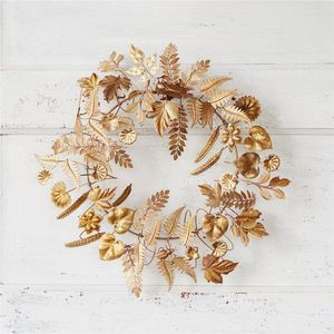 Guirnalda Decorativa de Metal Dorado con Diseño Botánico, Hecha a Mano, Elegante Adorno Colgante para Decoración de Interiores de Lujo para Sala de Estar - Product Image 1
