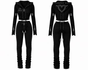 Conjunto de Sudadera con Capucha Negra para Mujer con Estampado de Corazón con Pedrería y Detalle de Cordones, Conjunto de Punto de Invierno para Hombre - Product Image 6