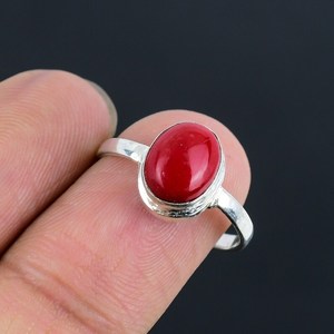 Anillo de Plata de Ley 925 con Ónix Rojo Hecho a Mano, Diseño Único, Joyería con Piedras Preciosas, Regalo para Mujer, Elegante y Distintivo - Product Image 6