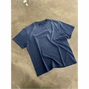 Camiseta de hombre de manga corta, cuello alto, holgada, informal, transpirable, lavada, de punto, 100% algodón, 280g, con logo frontal en blanco. - Product Image 3