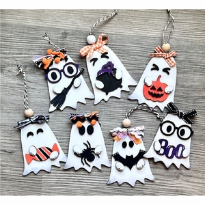 Kit de 22 mini fantômes en bois de styles variés pour Halloween, ornements DIY écologiques en bois découpé pour étiquettes cadeaux et décorations de guirlandes - Product Image 6
