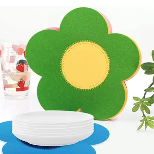 Flower shape Eco Friendly Coaster Felt Heating Pad Cover Hot Pot Holders and Cooking Pan Protector