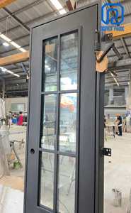 Porte d'entrée moderne en fer forgé 2026 avec verre isolant, porte extérieure de sécurité personnalisée pour villa - Product Image 3
