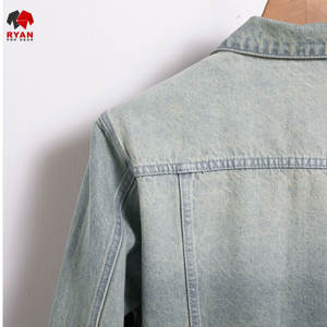 แจ็คเก็ตยีนส์คุณภาพพรีเมียมสำหรับผู้ชาย แบบสั่งทำพิเศษ ปิดด้วยกระดุม พร้อมโลโก้สั่งทำ - Product Image 3