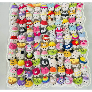 Porte-clés amigurumi lapin tissé à la main avec fonction de changement de couleur, style dessin animé classique, vente en gros légère du Vietnam - Product Image 6