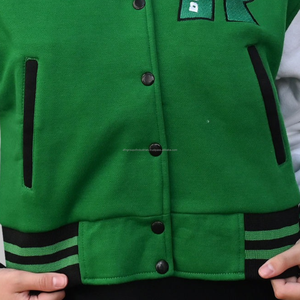 Chaqueta universitaria de alta calidad hecha en fábrica para mujer, forro polar de algodón con cuello verde levantado, chaqueta con letras verdes - Product Image 5