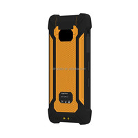 Ordinateur portable robuste Android 11 IP68 de 5,7 pouces avec lecteur de codes-barres 1D 2D 4G WiFi pour la logistique d'entrepôt