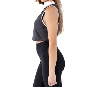 Top Corto para Mujer, Superventas, Calidad Profesional, 100% Poliéster y Algodón - Product Image 3