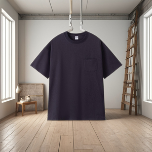 เสื้อยืดผู้ชาย คุณภาพสูง พรีเมียม ผ้าฝ้ายหวี 100% 240 กรัม โลโก้ด้านหน้า ระบายอากาศได้ดี แฟชั่นทันสมัย ใส่ได้ทั้งแบบทางการและลำลอง เป็นมิตรต่อสิ่งแวดล้อม - Product Image 1