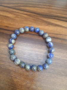 Bracelet en pierres naturelles Amaira Jewels, perles bleu-gris, forme boule, vintage, pour femme, imitation rhodium, bijoux de mariage - Product Image 4