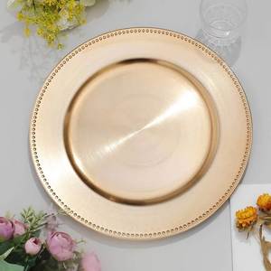 Assiette de présentation ronde en métal décorative, fabriquée pour l'hôtellerie haut de gamme, les mariages, la restauration et le service de table en restaurant - Product Image 3