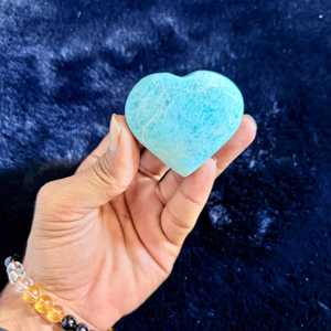 หินอะมาโซไนต์ธรรมชาติคุณภาพสูง รูปหัวใจ ขัดเงา สีฟ้า สำหรับบำบัดรักษา พลังเรกิ ของขวัญ ของตกแต่ง - Product Image 6