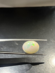 โอปอลเอธิโอเปียแบบไม่ผ่านการบำบัดธรรมชาติคุณภาพสูงทรงวงรี9.70 Cts พลอยหลวมผลิตเครื่องประดับอัญมณี Cabochon Cut - Product Image 2