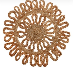 Sous-plats en jonc de mer en forme de fleur à prix abordable, fabriqués au Vietnam, accessoires de table écologiques et naturels, choix durable - Product Image 1