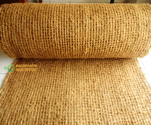 Géotextile en fibre de coco tissée à la main en gros pour l'aménagement paysager écologique et l'ingénierie civile - Product Image 1