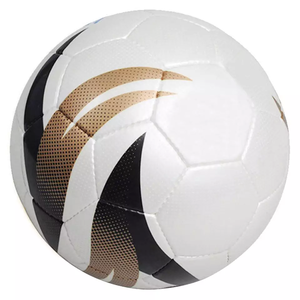 ฟุตบอลพิมพ์ลายซิลค์สกรีน PVC คุณภาพส่งออก น้ำหนักเบา พิมพ์โลโก้ตามสั่ง ผิวเรียบ พร้อมยางใน - Product Image 6